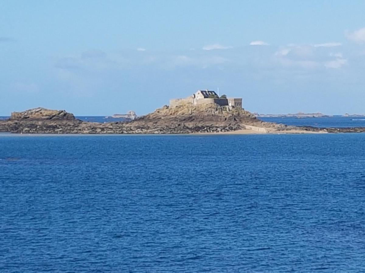 Sejour Confort Au Port De Dinan Eksteriør bilde